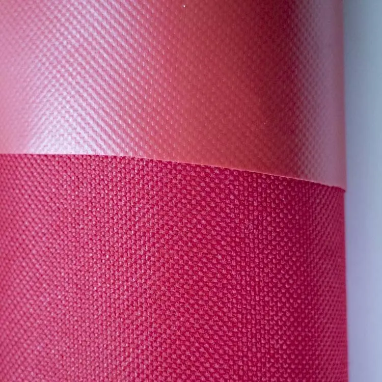Высококачественная водонепроницаемая ткань Оксфорд из полиэстера 600d денье с ПВХ покрытием в наличии
