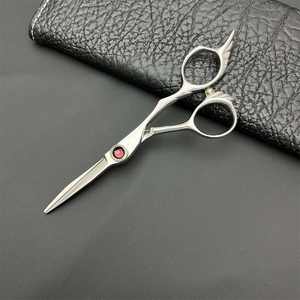 Tijeras Profesionales para Cabello de 5 Pulgadas, Planas, de Acero Inoxidable 440C, para Diestros, Uso en Salón de Belleza - Product Image 5