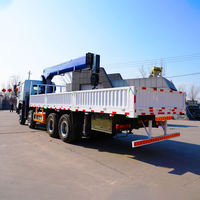 Nouveau camion-grue mobile SINO HOWO de 15 tonnes de Chine, camion 8X4 avec grue à flèche télescopique à vendre