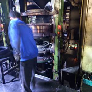 Llantas para Motocicleta, Neumáticos Delanteros para <span class=keywords><strong>Moto</strong></span> 225-17 250-17 275-17 300-17, Llantas de 17 Pulgadas Económicas para Motocicleta - Product Image 6