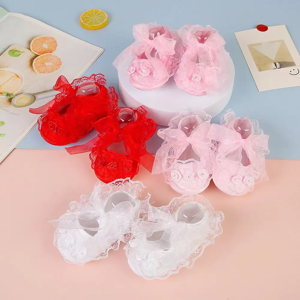 أحذية الأميرات للفتيات الرضع مصنوعة من الدانتيل المُزين بالورود أحذية لحديثي الولادة مناسبة للأطفال الذين تتراوح أعمارهم بين 6-12 شهرًا