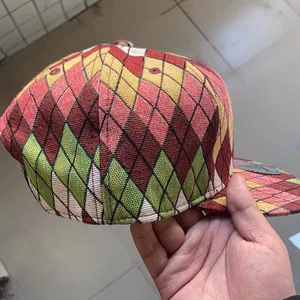 Campione di cappello da arazzo all'ingrosso gratuito personalizzato qualsiasi modello montato cappelli da arazzo