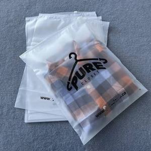 Sacs à fermeture éclair en PVC transparent mat réutilisables, étanches, à glissière, pour vêtements – Offre spéciale - Product Image 4