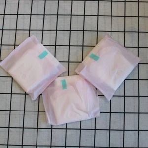 ผ้าอนามัยแบบใช้แล้วทิ้ง บางเฉียบ 8 ชั้น แบบมีปีก ซึมซับดีเยี่ยม ออร์แกนิค แอนไอออน สำหรับสุภาพสตรี - Product Image 3