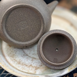 Théière en argile Shuiping de Yixing Qing Duan, faite à la main en argile Zisha, certifiée <span class=keywords><strong>REACH</strong></span>, sans danger pour les aliments, pour la cérémonie du thé Gongfu - Product Image 5