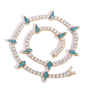 TKJ Cadena de Espiga Luminosa en la Oscuridad, Collar Tipo Tenis de 5mm con Zirconia Cúbica, Chapado en Oro 5A - Product Image 5