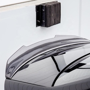 สปอยเลอร์หลังคาร์บอนไฟเบอร์ลายรังผึ้งแบบ PSM สำหรับรถยนต์ DGRCCS B8 Sedan รุ่นปี 2007-2011  ไม่ใช่ของแท้  พร้อมเคลือบสี UV ขัดเงา - Product Image 5