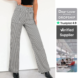 Jeans en denim à taille haute avec poche plaquée à rayures noires pour femmes, vente en gros Dear-Lover - Product Image 1