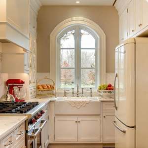 Muebles de Cocina Modulares de Madera Personalizados Balom, Gabinetes Completos de Melamina, Diseño de Puerta de Vidrio Tallado de Lujo, Fabricante - Product Image 3