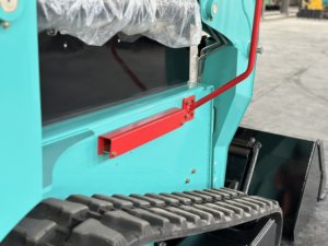 Mini-chargeuse sur chenilles chinoise à roues en caoutchouc avec moteur diesel, d'occasion, à <span class=keywords><strong>prix</strong></span> abordable, modèle <span class=keywords><strong>Triangle</strong></span> - Product Image 3
