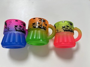 Verre à shot et verrerie à vin à couleur dégradée, nouveau design 2025, produit personnalisé, populaire pour la vente en souvenir - Product Image 2
