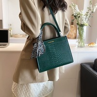 Nouveau sac pour femme, motif crocodile rétro, sac bandoulière, nouveau style, grande capacité, sac fourre-tout portable avec foulard en soie