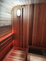 Chaise longue de sauna personnalisée OEM ODM, sauna traditionnel en bois pour jardin, sauna extérieur avec porte en verre et pierres de sauna