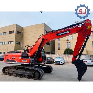 Excavatrice et pelle hydraulique Doosan Dx225lc-9c d'occasion de haute qualité - Moteur d'origine, faible nombre d'heures et bon état, à vendre - Product Image 1