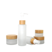 Set Kemasan Kosmetik Bambu, Botol Krim Kaca Buram Kosong dan Set Perawatan Kulit dengan Pompa Semprot, Botol Lotion Tubuh