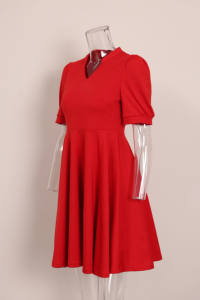 Offres Spéciales Vêtements pour femmes OYV, à savoir, chemises, robes, jupes, chemisiers Robe élégante à col en V - Product Image 2