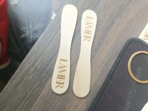 Cấp thực phẩm <span class=keywords><strong>Ice</strong></span> <span class=keywords><strong>Cream</strong></span> <span class=keywords><strong>Sticks</strong></span> gỗ <span class=keywords><strong>Ice</strong></span> <span class=keywords><strong>Cream</strong></span> muỗng biểu tượng tùy chỉnh bằng gỗ <span class=keywords><strong>Popsicle</strong></span> Stick - Product Image 4