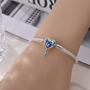 Venta al por Mayor de Brazaletes de Plata de Ley 925 de Alta Calidad con Dijes de Flores y Mariposas, Joyería para Mujer, Regalo - Product Image 4