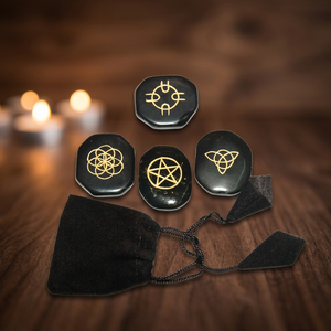 Fontaine de pierres précieuses Reiki avec géométrie sacrée sculptée, pierres noires gravées dans un sac en velours, fabriquée à la main pour la pratique spirituelle - Product Image 3