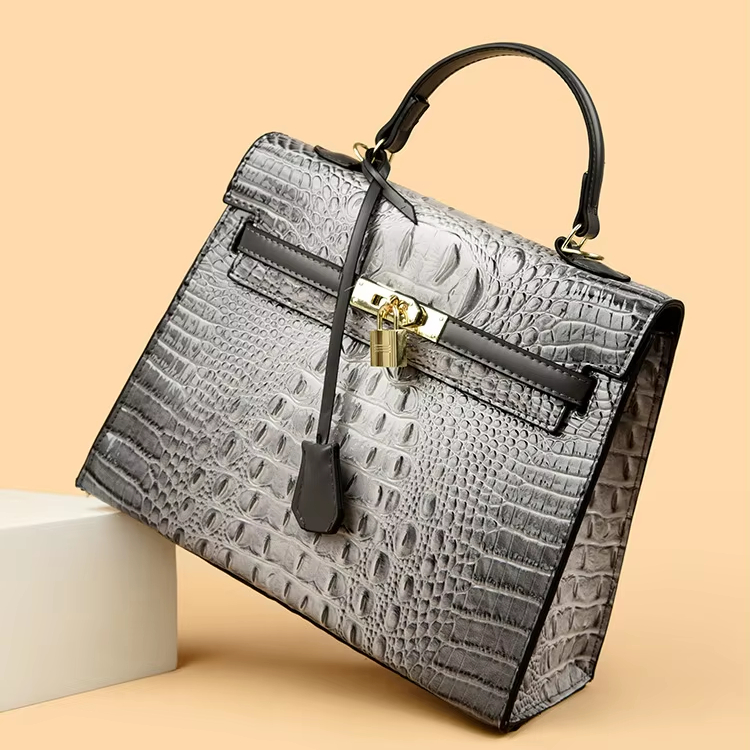 バッグ・カバンその他 TNTNTUTU Enamel Embroidery Leather Heart Fancy Bag DHgate.com:Crocodile Embossed Leather Tote Handbag - High