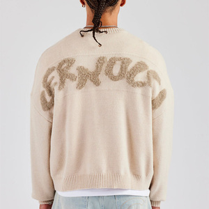 Nhà sản xuất hàng dệt kim thiết kế riêng áo len nam kiểu dáng xù, họa tiết thêu nổi, áo len nam phong cách đường phố, áo len nam dệt kim - Product Image 3