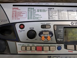 คีย์บอร์ดไฟฟ้าแบบพกพา PSR280 ยามาฮ่า 61 คีย์ พร้อมจอ LCD ขายดี - Product Image 4