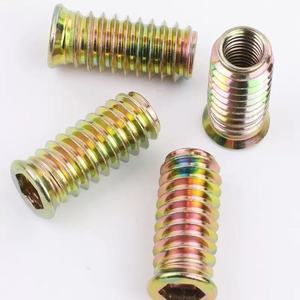 Inserts à vis autotaraudeuses efficaces avec une longue durée de vie pour la fabrication de meubles en bois - Product Image 1