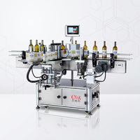 Machine d'étiquetage automatique à haute vitesse et de précision pour bouteilles en plastique