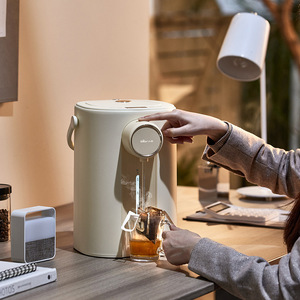 Distributeur d'eau électrique Little Bear 5L, température constante, isolation intelligente, utilisation sur bureau - Product Image 1