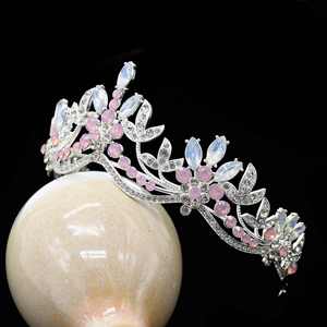 <span class=keywords><strong>มงกุฎ</strong></span>ดอกไม้งา<span class=keywords><strong>น</strong></span>แต่งงา<span class=keywords><strong>น</strong></span>สำหรับผู้หญิง,<span class=keywords><strong>มงกุฎ</strong></span>รัดเกล้าคริสตัลมงกุฎสำหรับเจ้าสาวของขวัญวั<span class=keywords><strong>น</strong></span>เกิด - Product Image 4