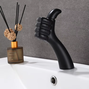 Robinet mélangeur élégant en laiton brossé à poignée unique pour lavabo de salle de bain, eau chaude et froide - Product Image 1