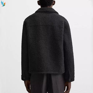 แจ็กเก็ตขนแกะขนแกะสำหรับผู้ชายเสื้อแจ็คเก็ตฤดูหนาวกระดุมโลโก้แบบกำหนดเอง - Product Image 5