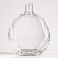 Bouteilles en verre rondes vides, transparentes, pour spiritueux, pour la vodka, emballage de boissons haut de gamme pour les marchés occidentaux