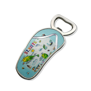 Imán de Refrigerador con Recuerdos de las Islas Tropicales del Caribe, Sandalias de <span class=keywords><strong>St</strong></span>. <span class=keywords><strong>Kitts</strong></span> y <span class=keywords><strong>Nevis</strong></span> con Forma de Chanclas y Abrebotellas - Product Image 4