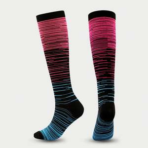 Bas à rayures Commerce extérieur Meilleure vente dans le sport Chaussettes de compression mi-mollet pour hommes et femmes - Product Image 5