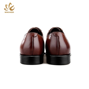 Nouvelles Chaussures Habillées pour Hommes en Cuir Véritable Marron Respirantes et Aérées, Conçues à la Main par la Marque - Product Image 5