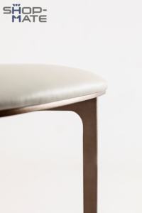 Cadeira de <span class=keywords><strong>Bar</strong></span> de Luxo de Alta Qualidade com Assento de Couro e Pernas de Metal Escovado para Hotel, Casa, Vila, Restaurante, Personalizável - Product Image 5
