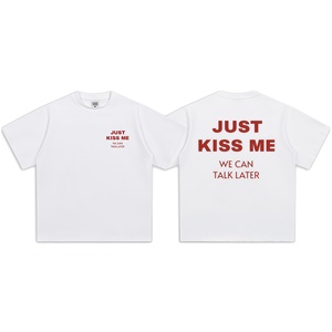 เสื้อยืดคอตตอนสีขาวพิมพ์ลาย Love You More เสื้อยืดลำลองแขนสั้นคอกลมทรงหลวมสำหรับผู้ชาย ดีไซน์ด้านหลังแบบเจอร์ซีย์ ผ้าไม่ยับ สไตล์สตรีทแวร์ - Product Image 2