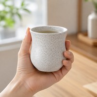 Tasse à café en céramique style rétro de luxe léger avec logo personnalisé, faite à la main, émaillée Yunomi 225ml, 4 couleurs d'émail, en grès, compatible lave-vaisselle