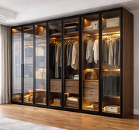 Meubles de chambre à coucher de style italien moderne, armoires de rangement, nouveau design, placard à portes coulissantes avec verre et éclairage LED, meubles de maison