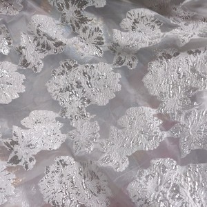 <span class=keywords><strong>Tessuto</strong></span> jacquard precio de fábrica Jacquard flor organza tela de gasa tela Jacquard metálica - Product Image 1