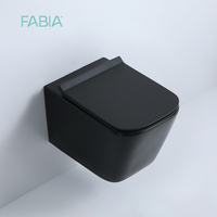 Ensemble de toilette WC suspendu au mur en céramique noire au design moderne, forme carrée, structure monobloc, drainage en P pour salle de bain