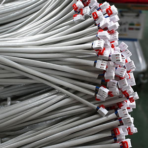 Fabricante de cables profesionales Conector de 2 pines Cable de extensión de festón Aislamiento de PVC PTFE de alta resistencia para electrónica - Product Image 4