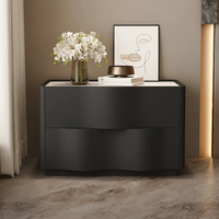 Table de chevet minimaliste, style crème moderne et simple, en bois massif, nouveau modèle pour chambre principale, au style unique et au toucher haut de gamme