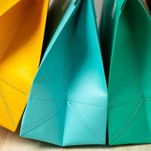 Bolsa de Picnic Ecológica Personalizable con Logotipo, Reciclable, Negra, Aislada, para Llevar Comida, Bolsa de Tela No Tejida para Sándwiches y Pan - Product Image 6