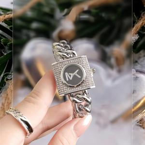 Bajo Moq personalizado su logotipo impermeable aleación silicona Correa hombres cuarzo cronógrafo hombres muñeca lujo regalo Relojes - Product Image 5