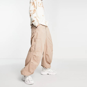 Vestito da Streetwear <span class=keywords><strong>con</strong></span> Logo personalizzato leggero <span class=keywords><strong>con</strong></span> grandi tasche Cargo verde da uomo larghi <span class=keywords><strong>pantaloni</strong></span> Cargo - Product Image 2