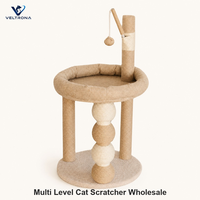Griffoir multi-niveaux pour chat avec lit annulaire rembourré et tour à griffoir en sisal avec boule suspendue pour chats d'intérieur et chatons
