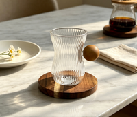 Mug à café Wuso en verre borosilicate à nervures verticales, poignée en boule de bois, forme sablier rayée, capacité 220 ml, pour thé