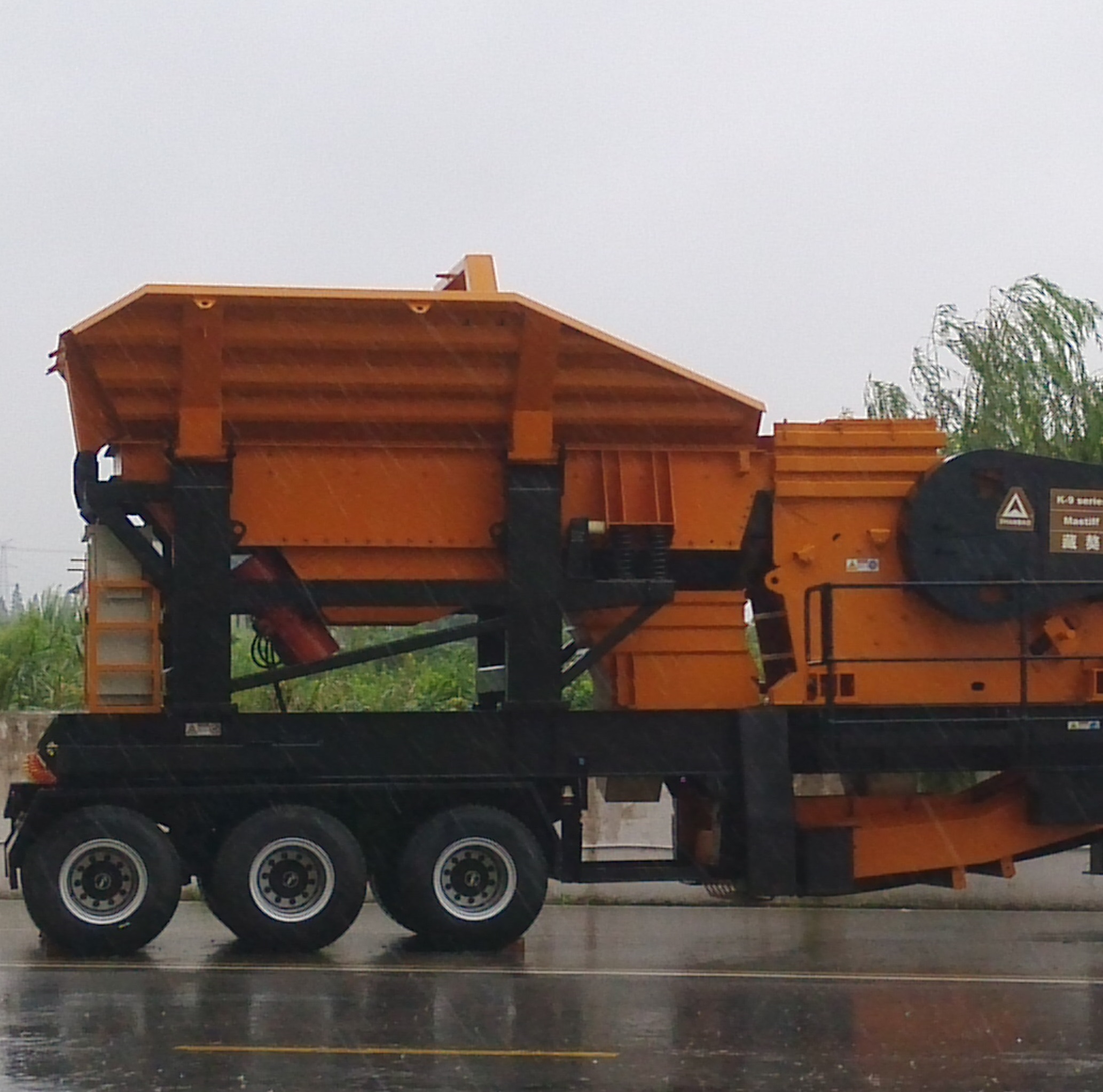 Hot Selling Long Service Life Coal  Quarry Vibrating Feeder Mining Vibrating Feeder